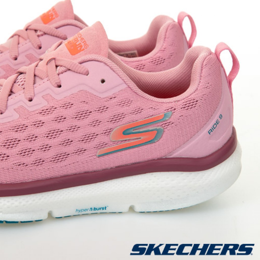 skechers_20211029171004_653779.jpg