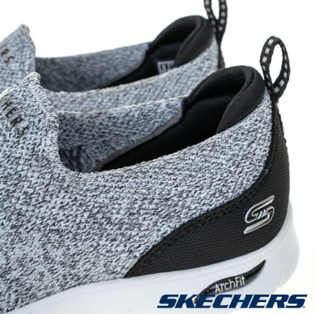 skechers_20220803103302_534825.jpg