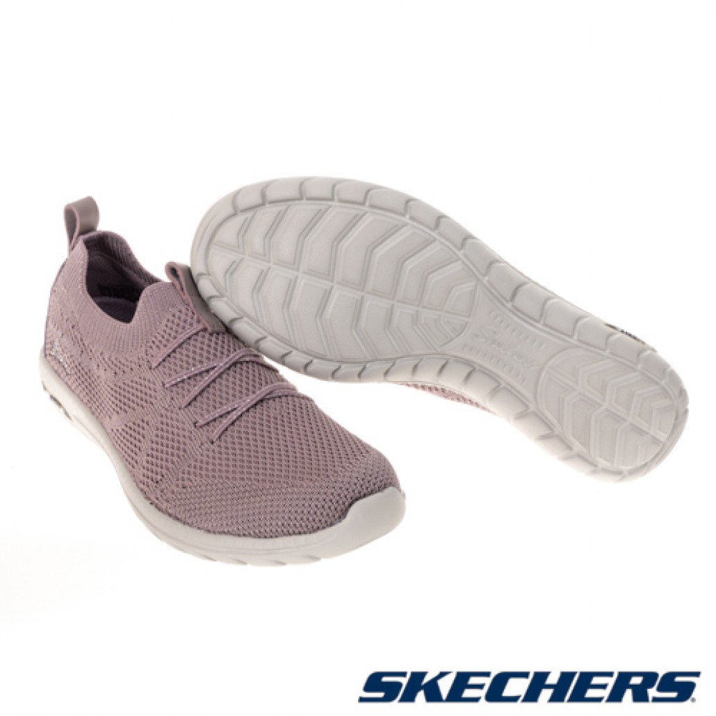 skechers_20220915180825_669978.jpg