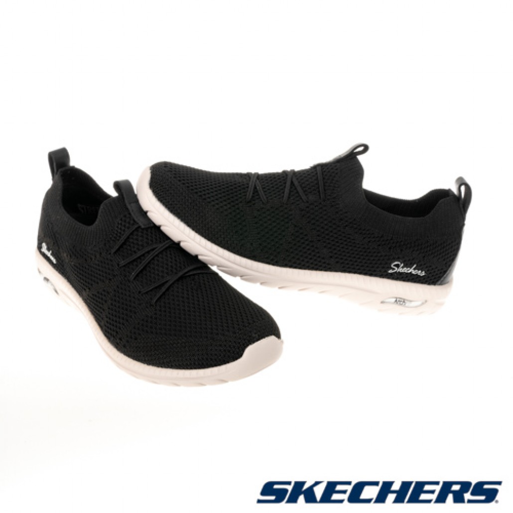 skechers_20220915180827_290558.jpg