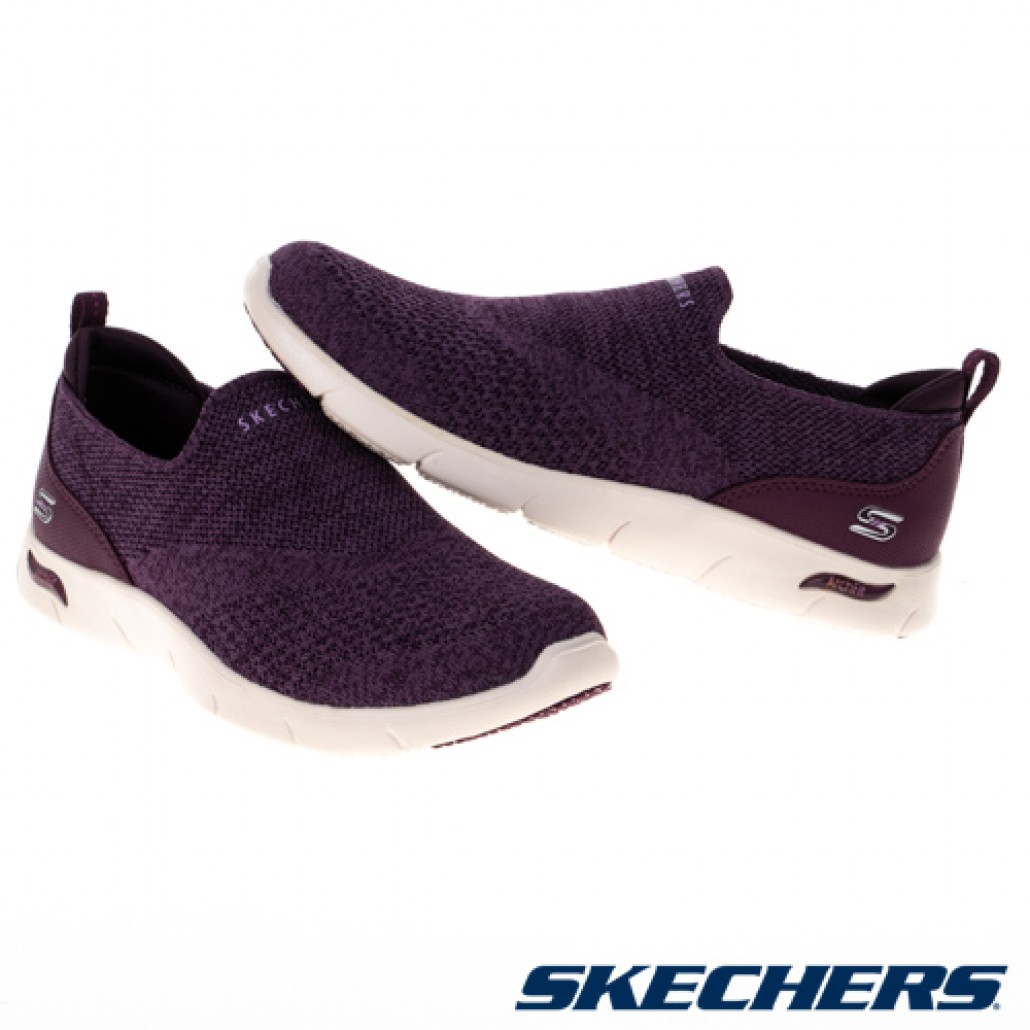 skechers_20221018184541_150137.jpg