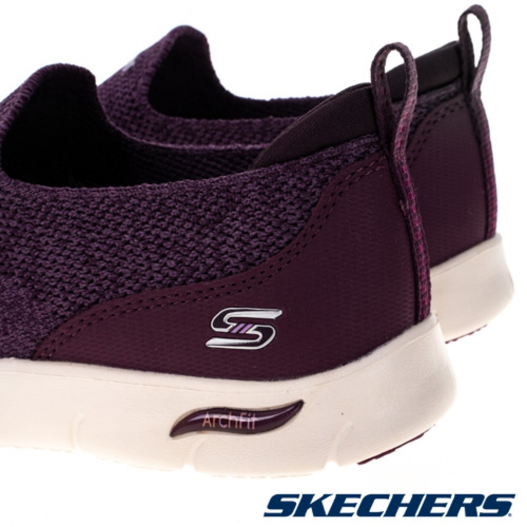 skechers_20221018184542_480459.jpg