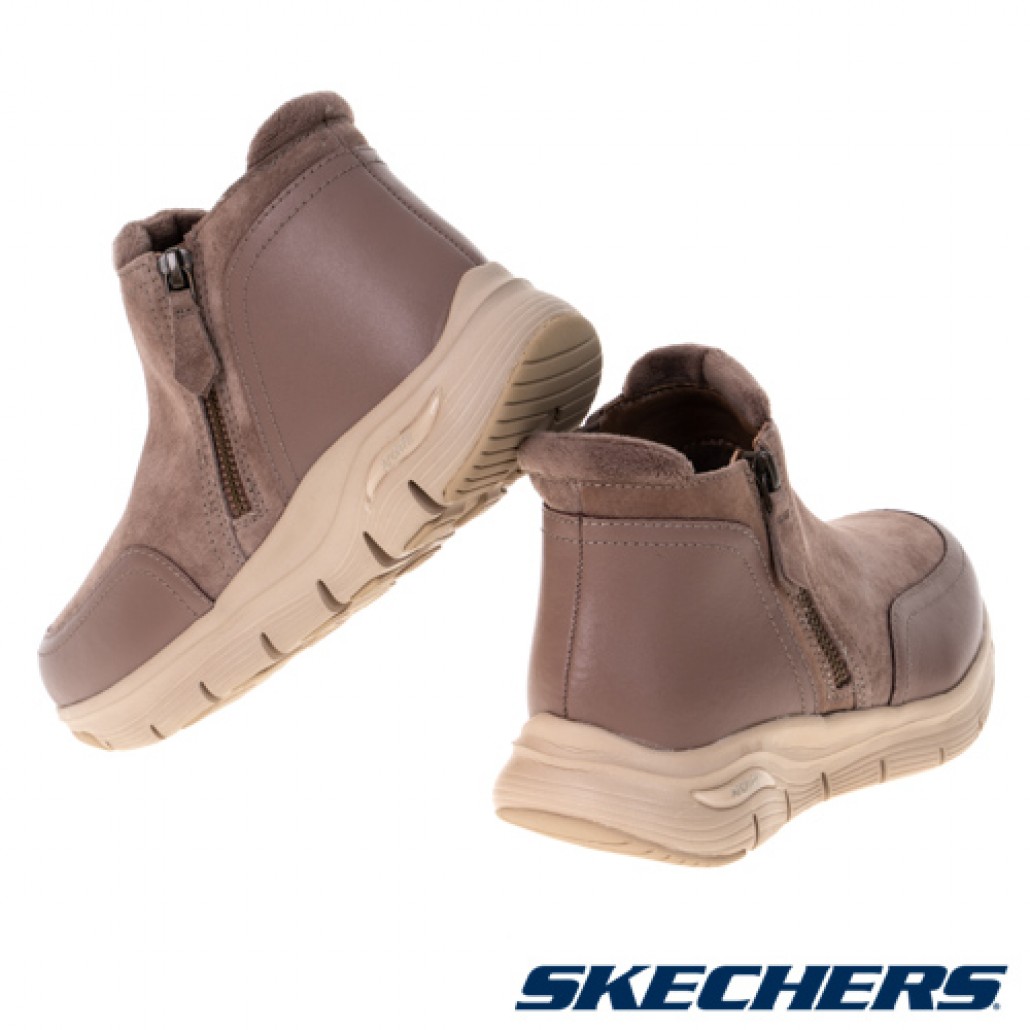 skechers_20221204183404_954869.jpg