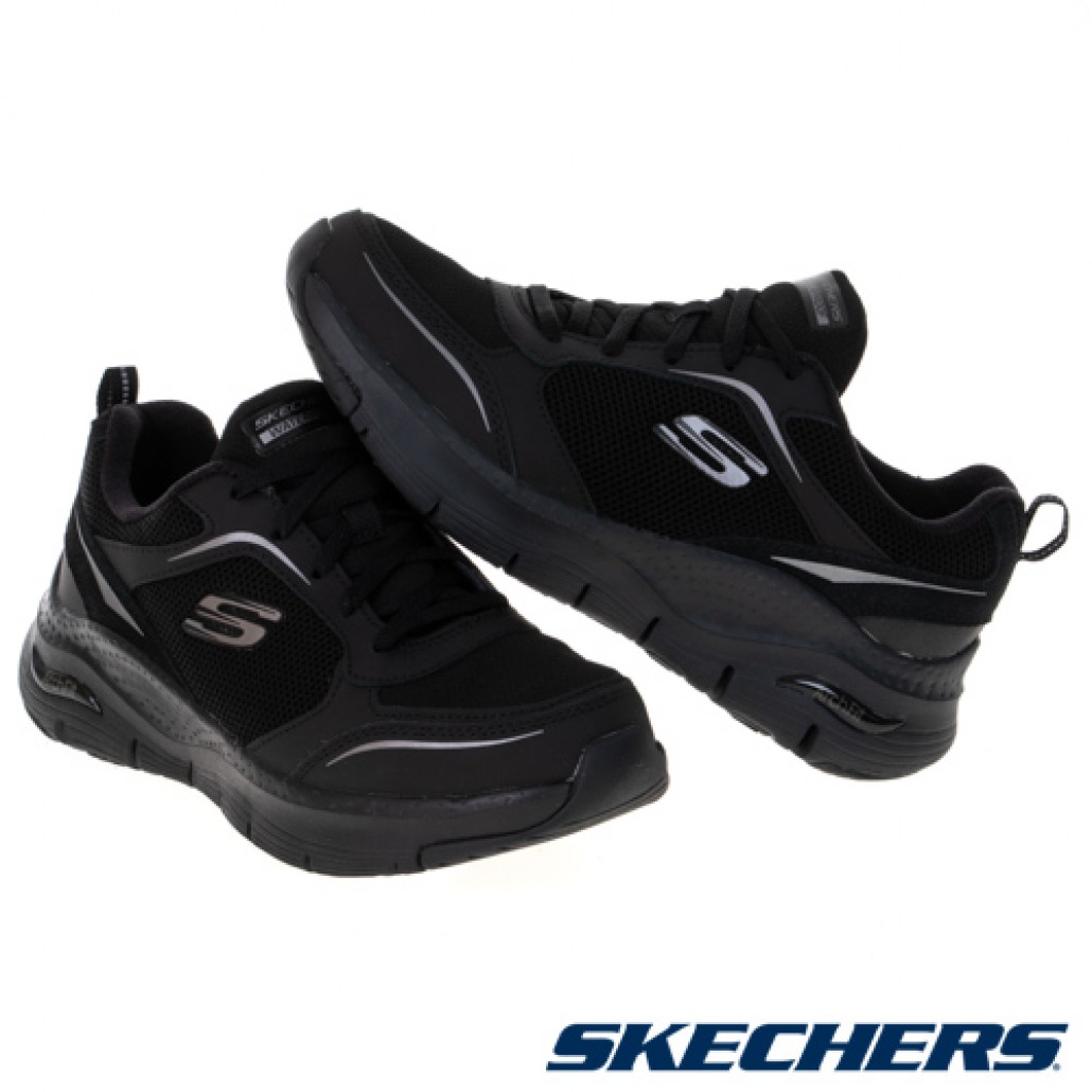 skechers_20221204183422_492386.jpg