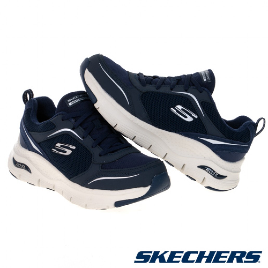 skechers_20221204183424_156814.jpg