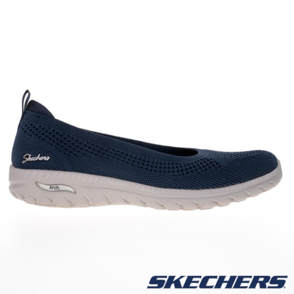 skechers_20221204212129_556996.jpg
