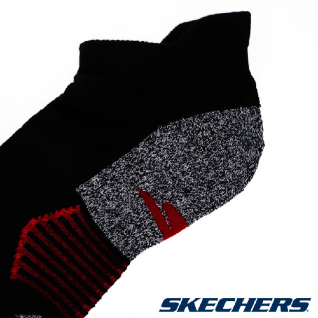 skechers_20221225162813_633619.jpg