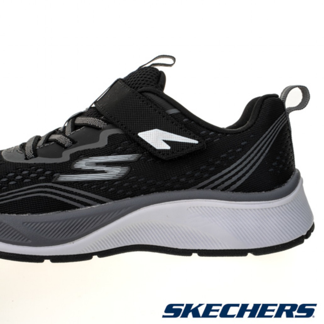 skechers_20230407232931_994250.jpg