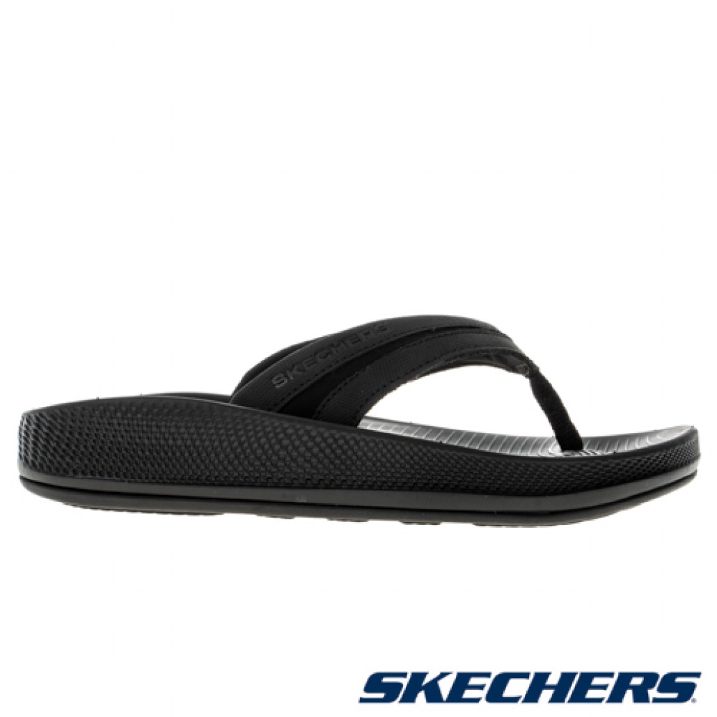 skechers_20230428105220_667253.jpg