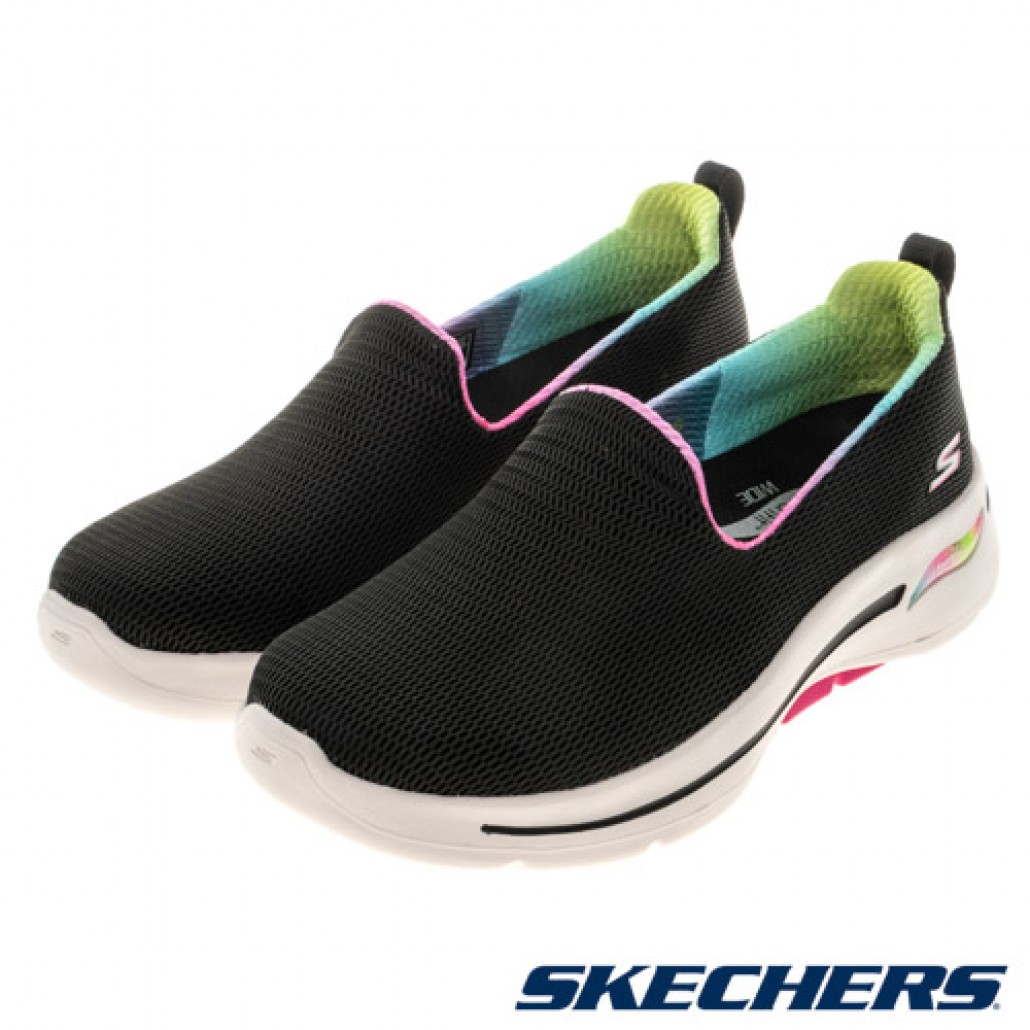skechers_20230509103835_472971.jpg