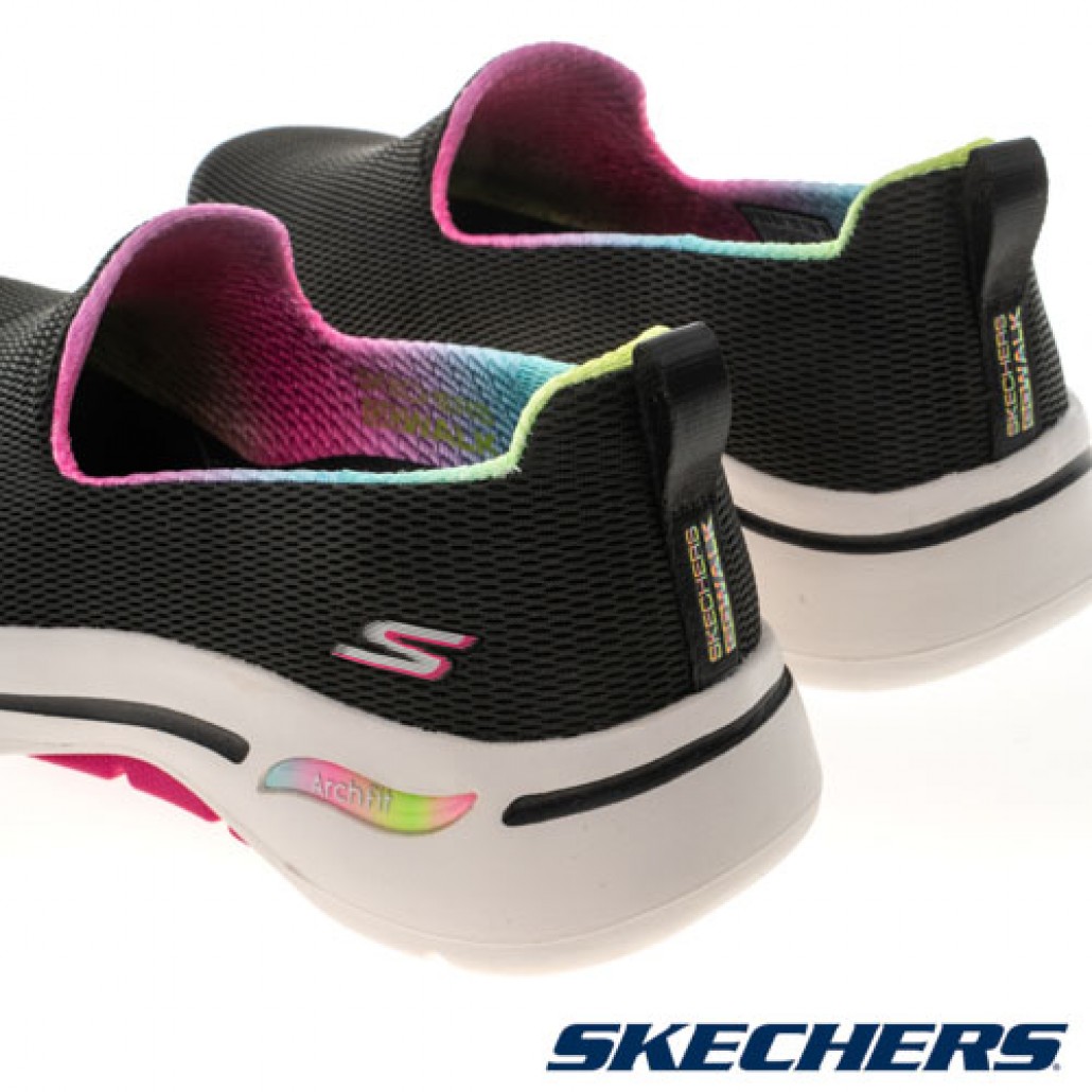 skechers_20230509103836_917914.jpg