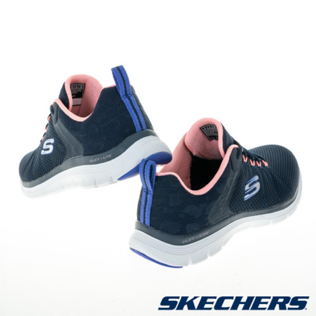 skechers_20230818115557_799154.jpg