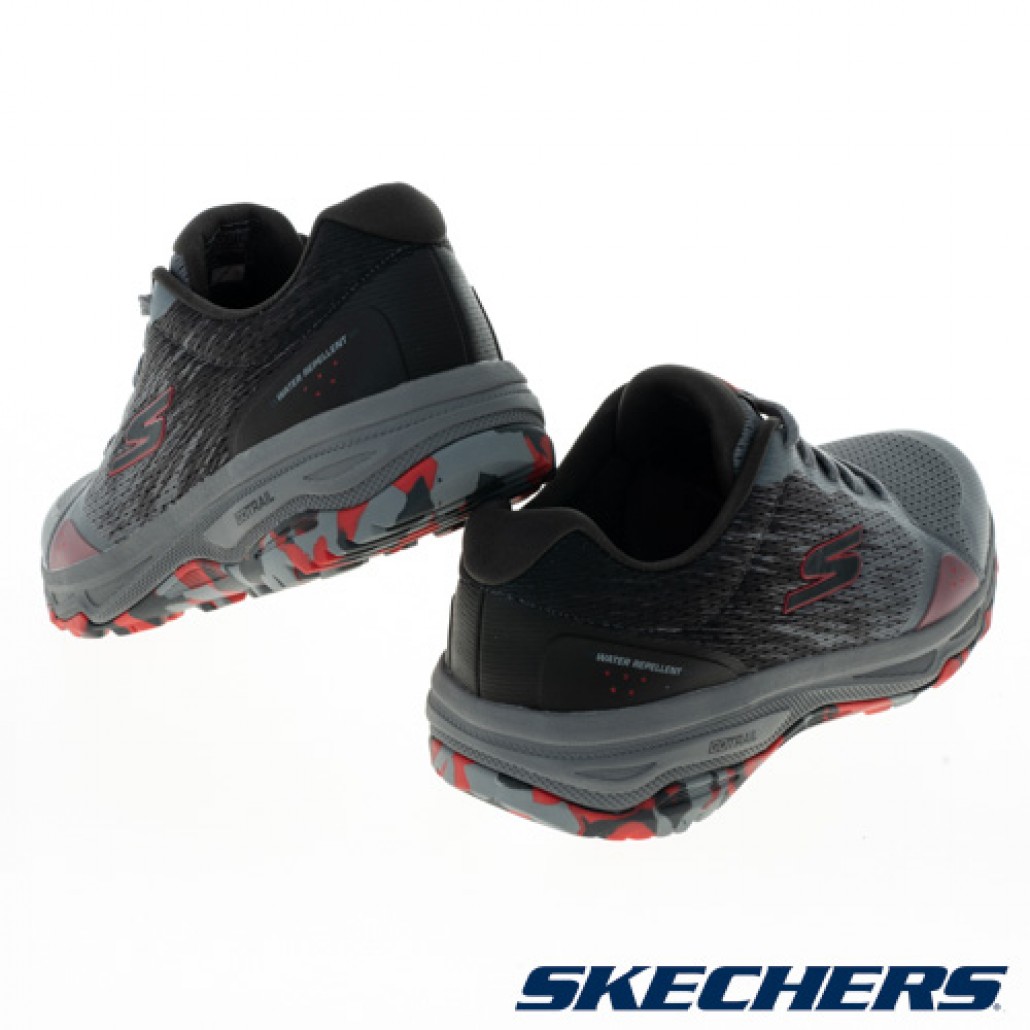 skechers_20230830162355_212080.jpg