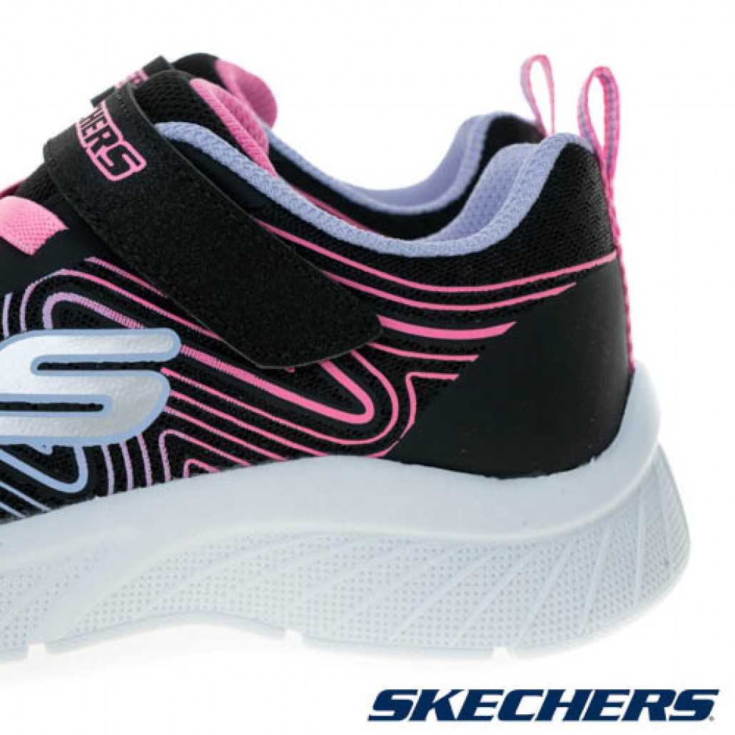 skechers_20230908155457_577166.jpg