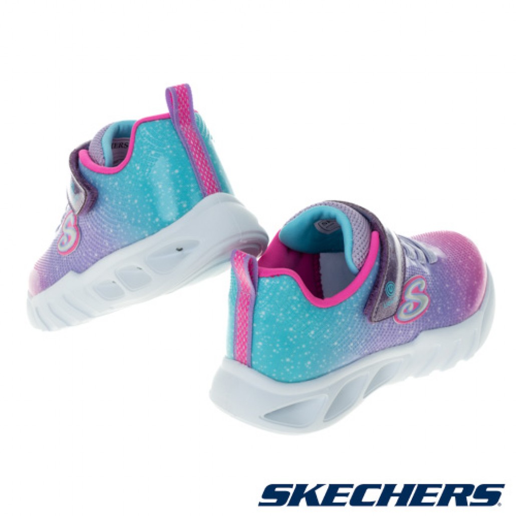 skechers_20230908155500_130439.jpg