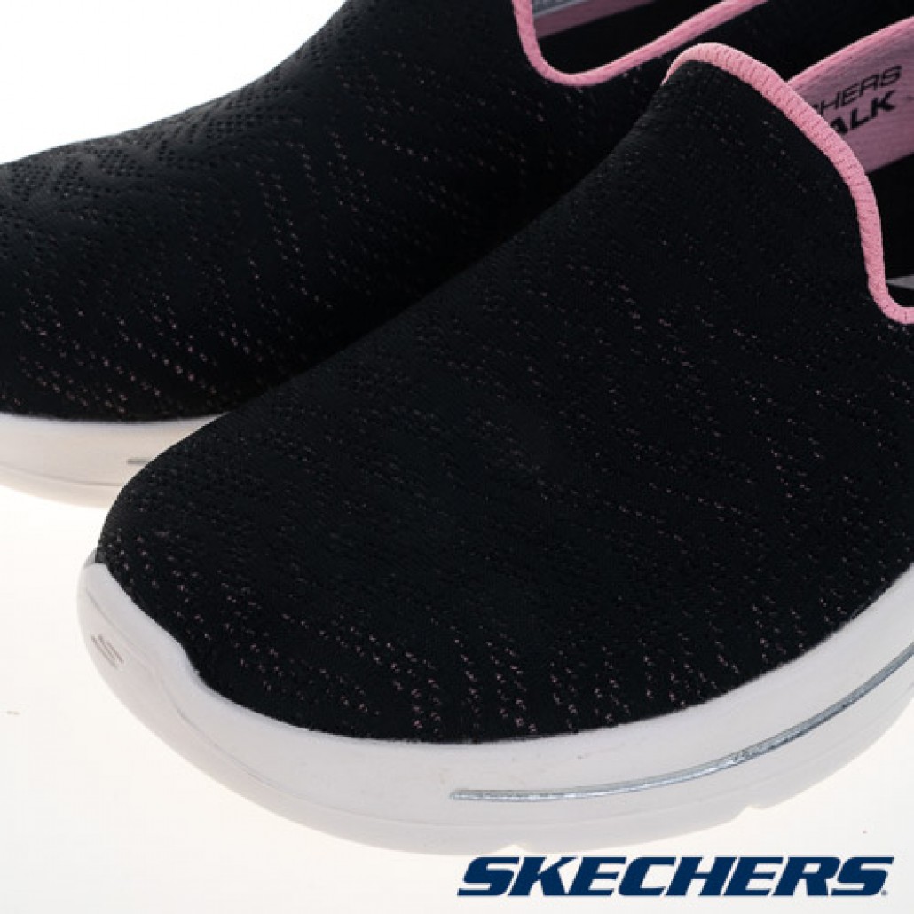 skechers_20230928190222_558552.jpg