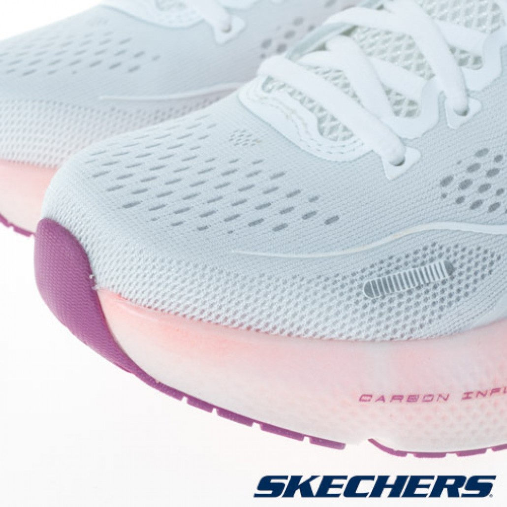 skechers_20231031172930_309861.jpg