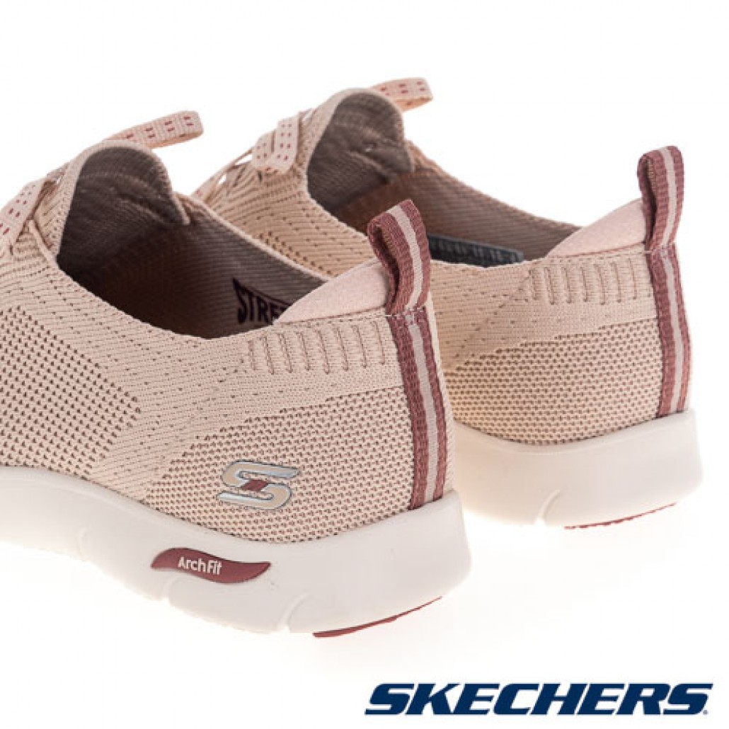 skechers_20240327115844_809514.jpg
