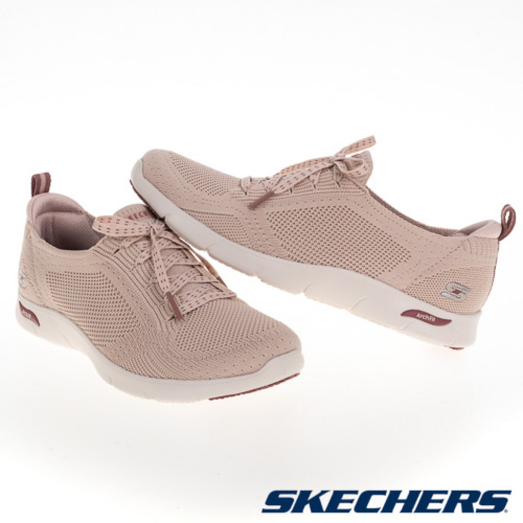 skechers_20240327115844_823792.jpg