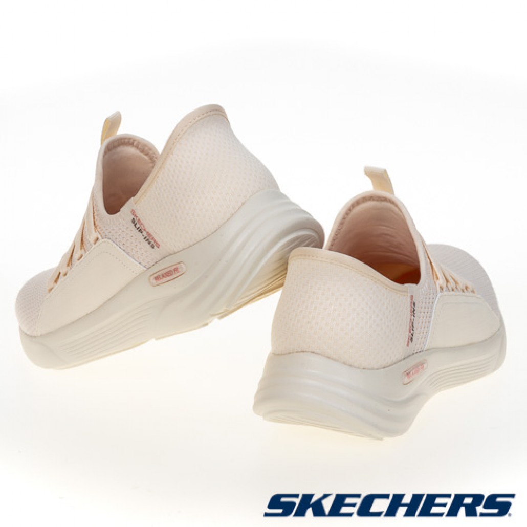 skechers_20241028173124_520421.jpg