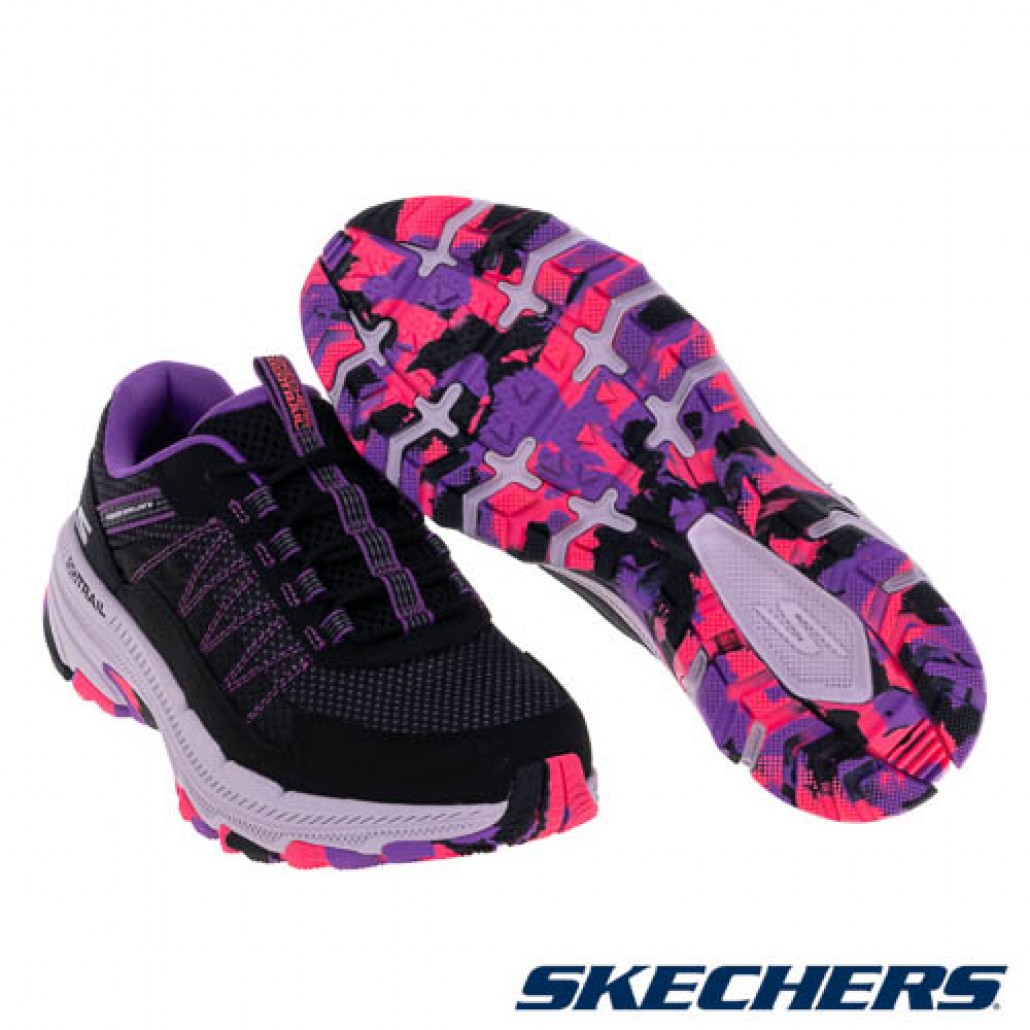 skechers_20241029184218_632174.jpg