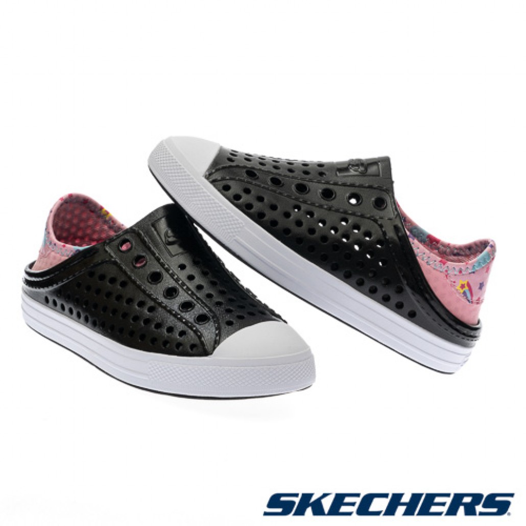 skechers_20250627181717_229052.jpg