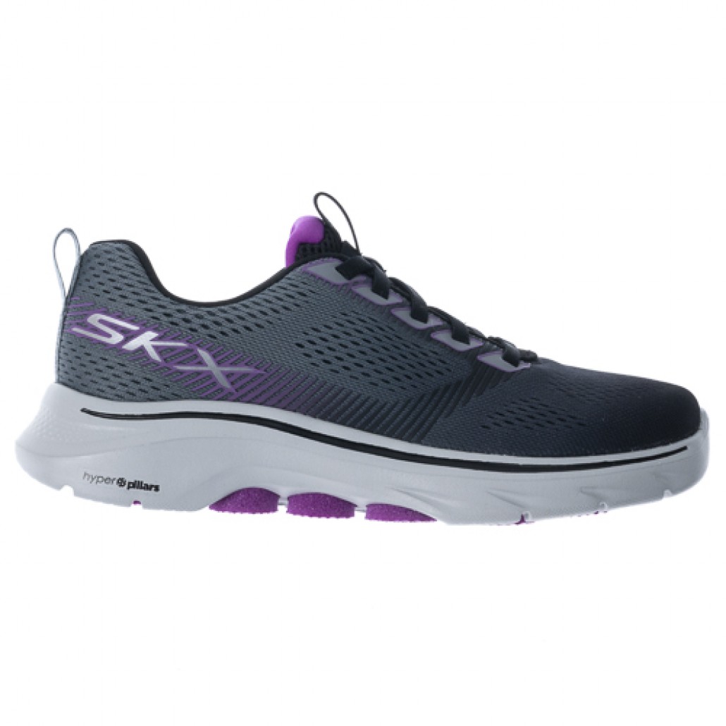 skechers_20250703175506_225324.jpg