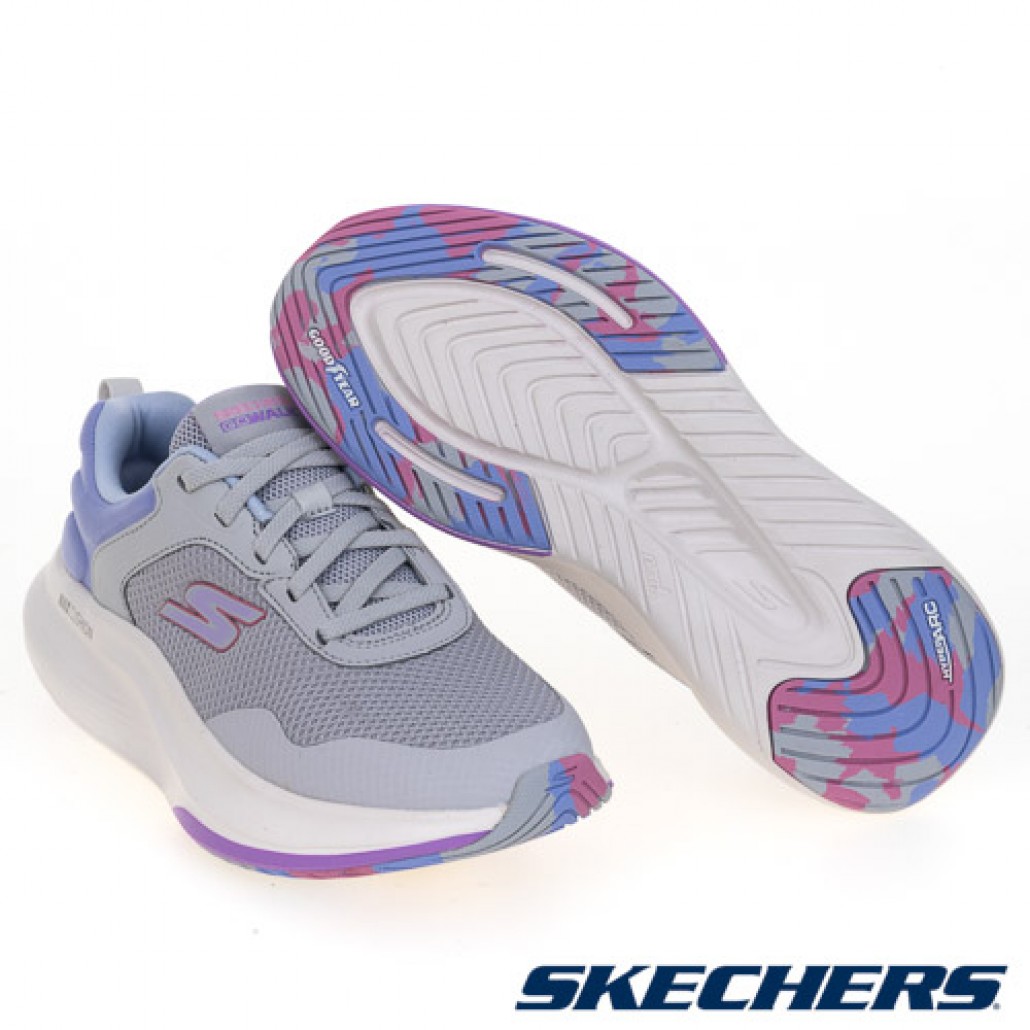 skechers_20250704184621_236148.jpg