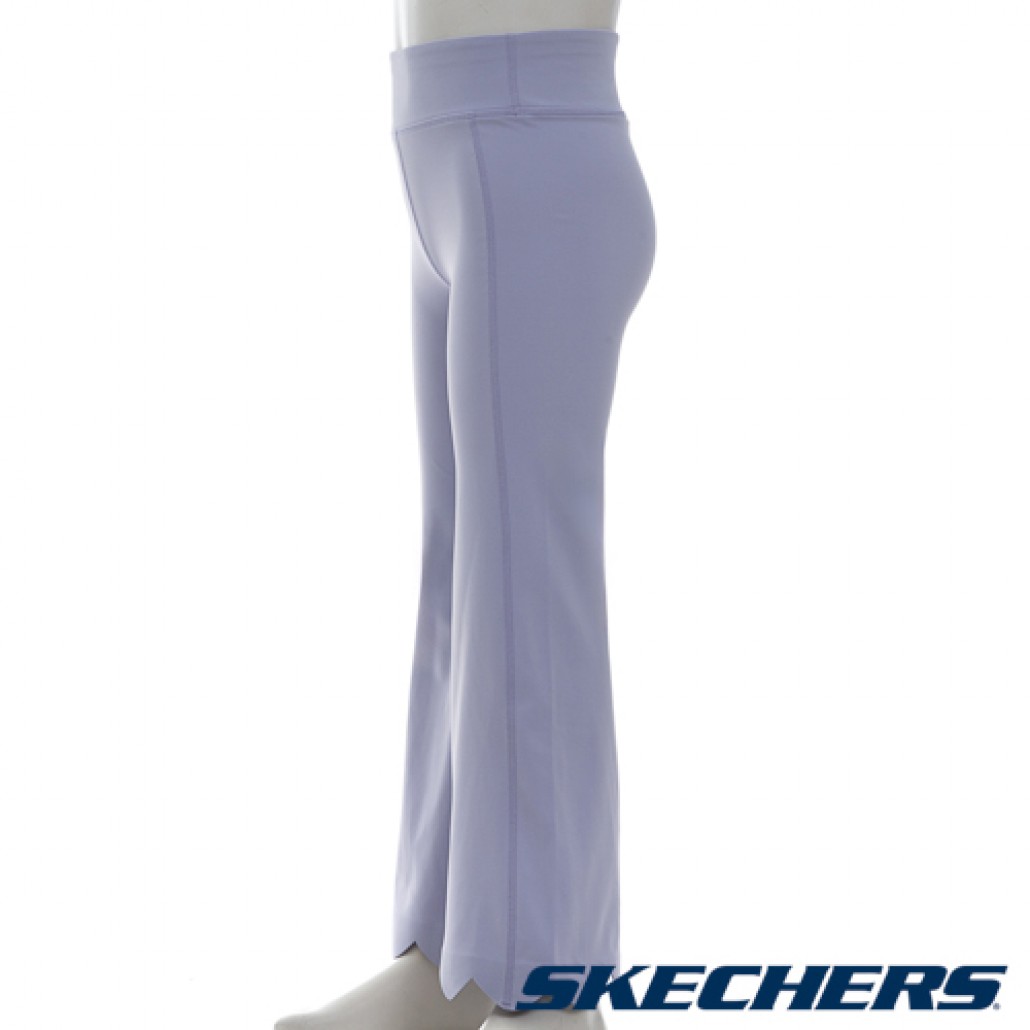 skechers_20250816151724_191477.jpg