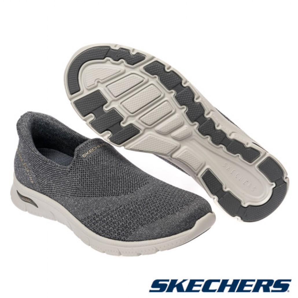 skechers_20260126175255_241356.jpg