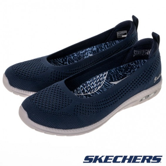 skechers_20221204212128_348045.jpg