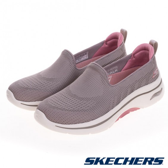 skechers_20240918160330_856749.jpg