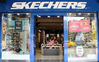 stores that carry skechers