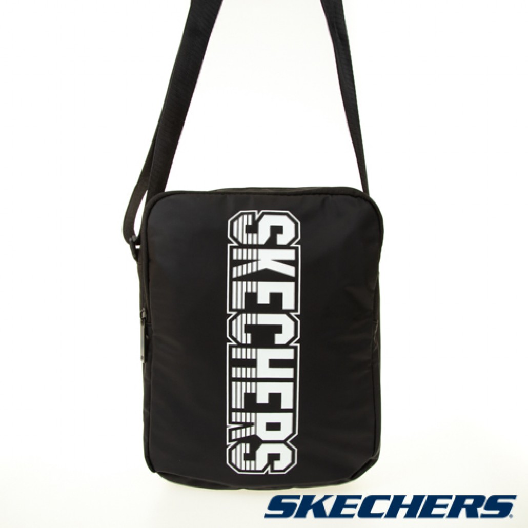 斜背包_經典黑(S106106)