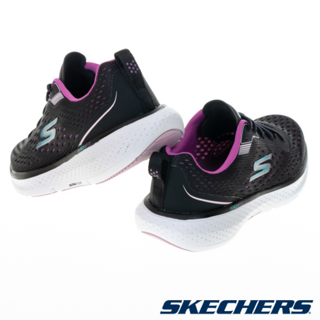 skechers_20220405173238_417149.jpg