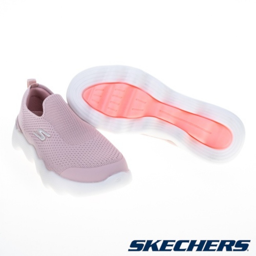skechers_20220831112806_557526.jpg