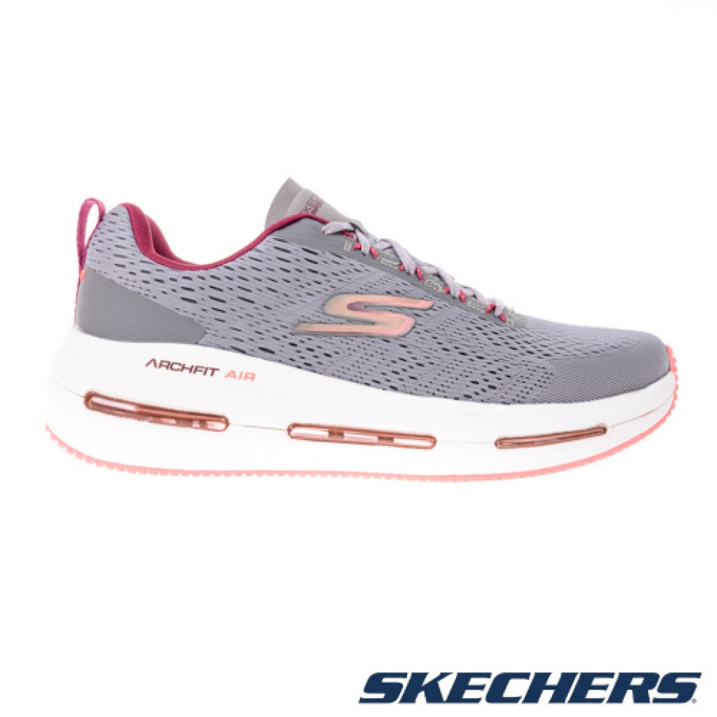 skechers_20220831112844_741271.jpg