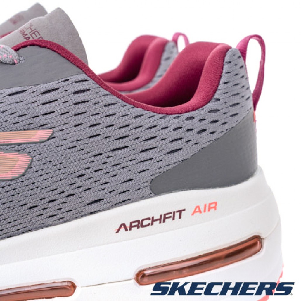 skechers_20220831112845_291180.jpg