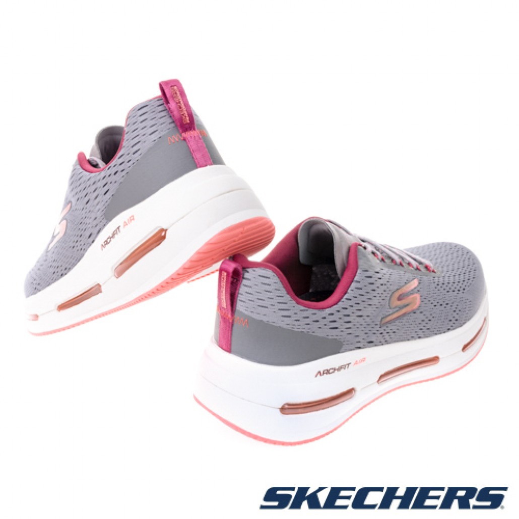 skechers_20220831112845_318521.jpg