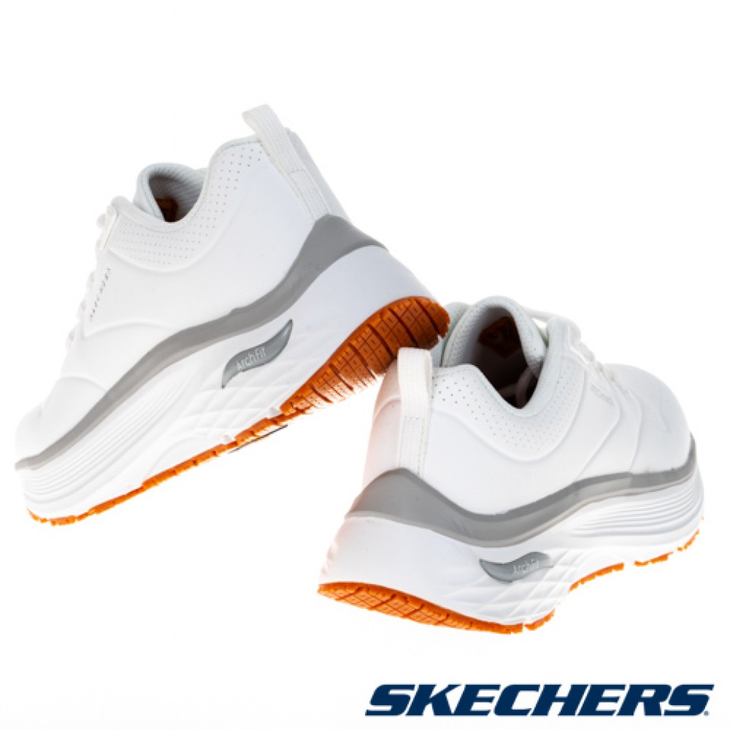 skechers_20221018184604_508577.jpg