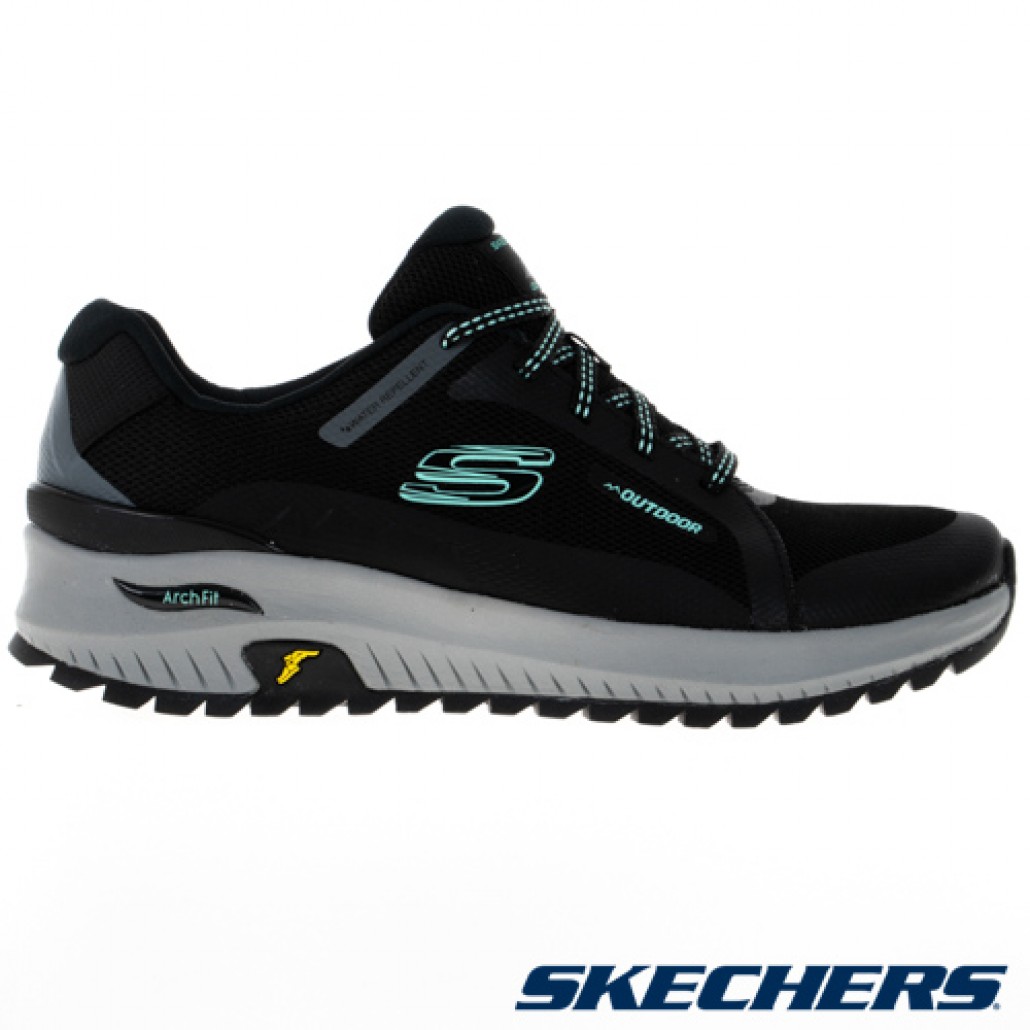 skechers_20221018184604_665809.jpg