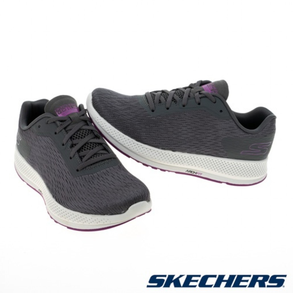 skechers_20221018184618_102719.jpg