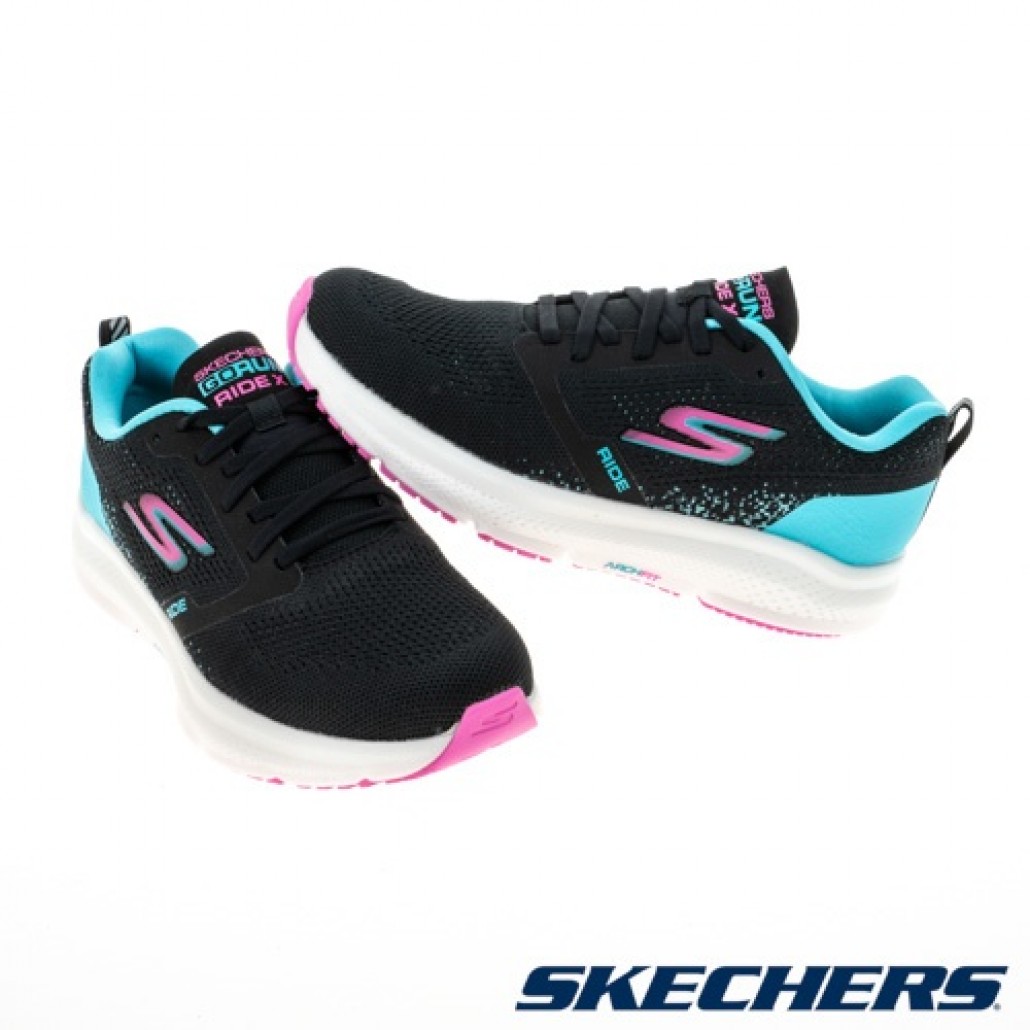 skechers_20221018184619_533403.jpg