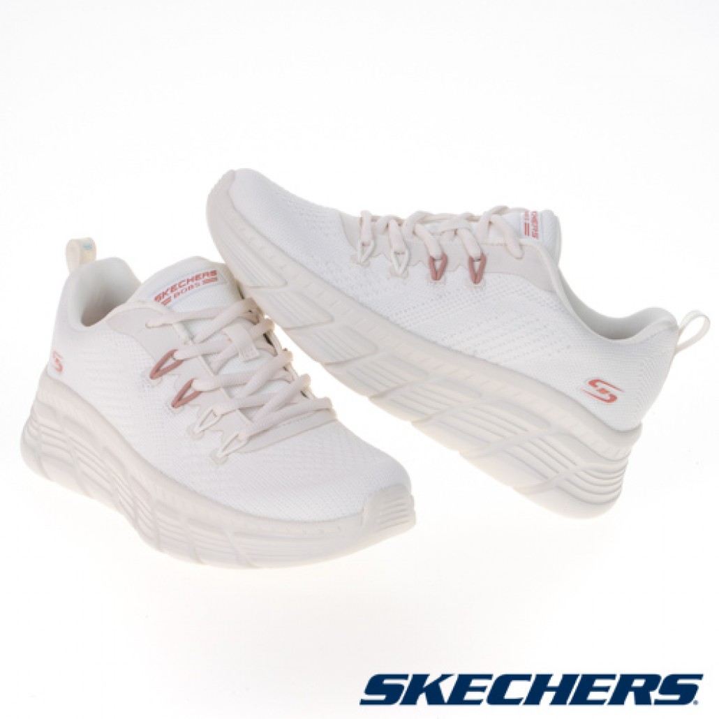 skechers_20221204212143_235590.jpg