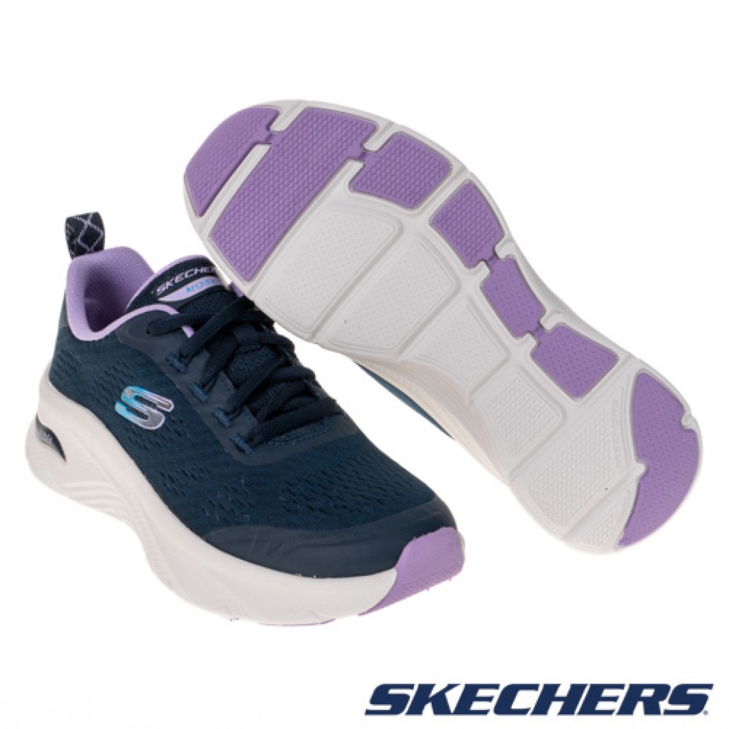 skechers_20221204212149_390141.jpg