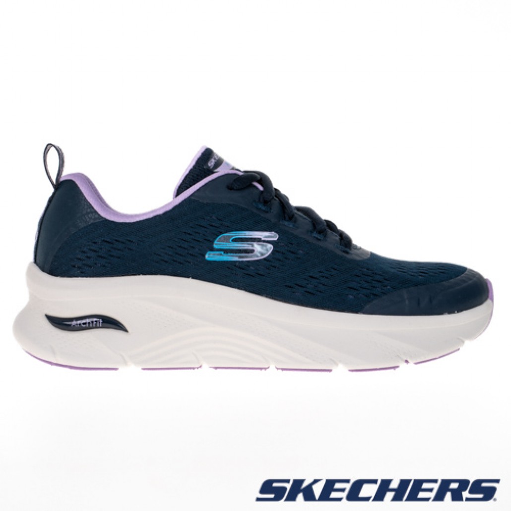 skechers_20221204212149_498162.jpg