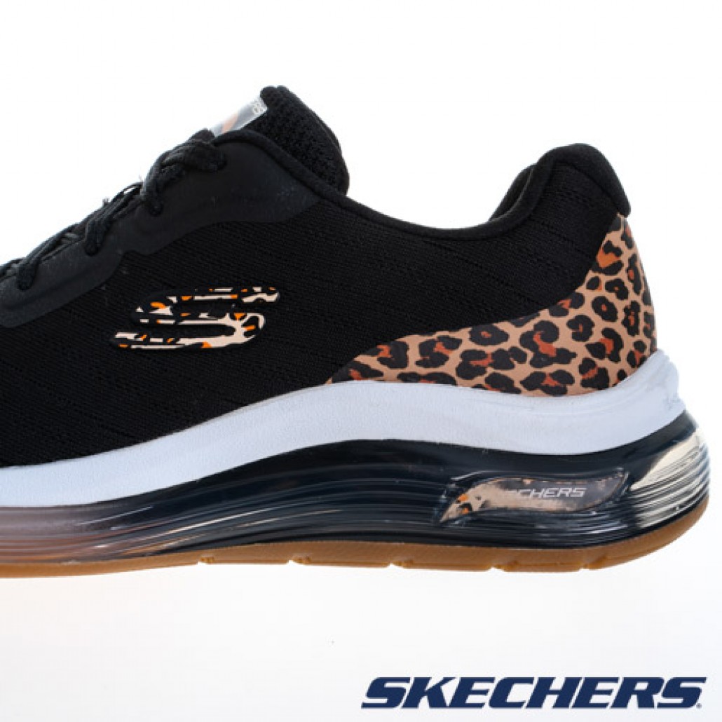 skechers_20221204224112_758377.jpg