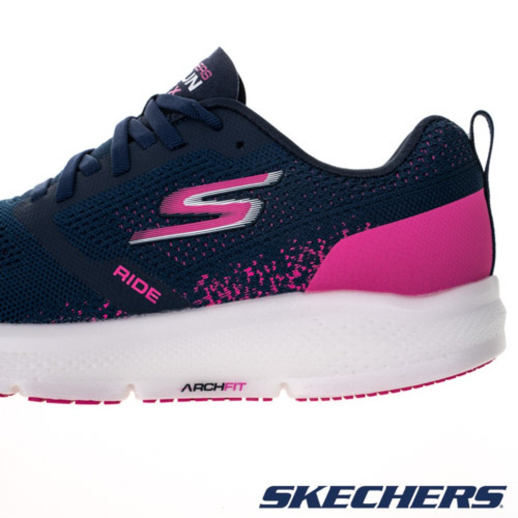 skechers_20221227173615_123878.jpg