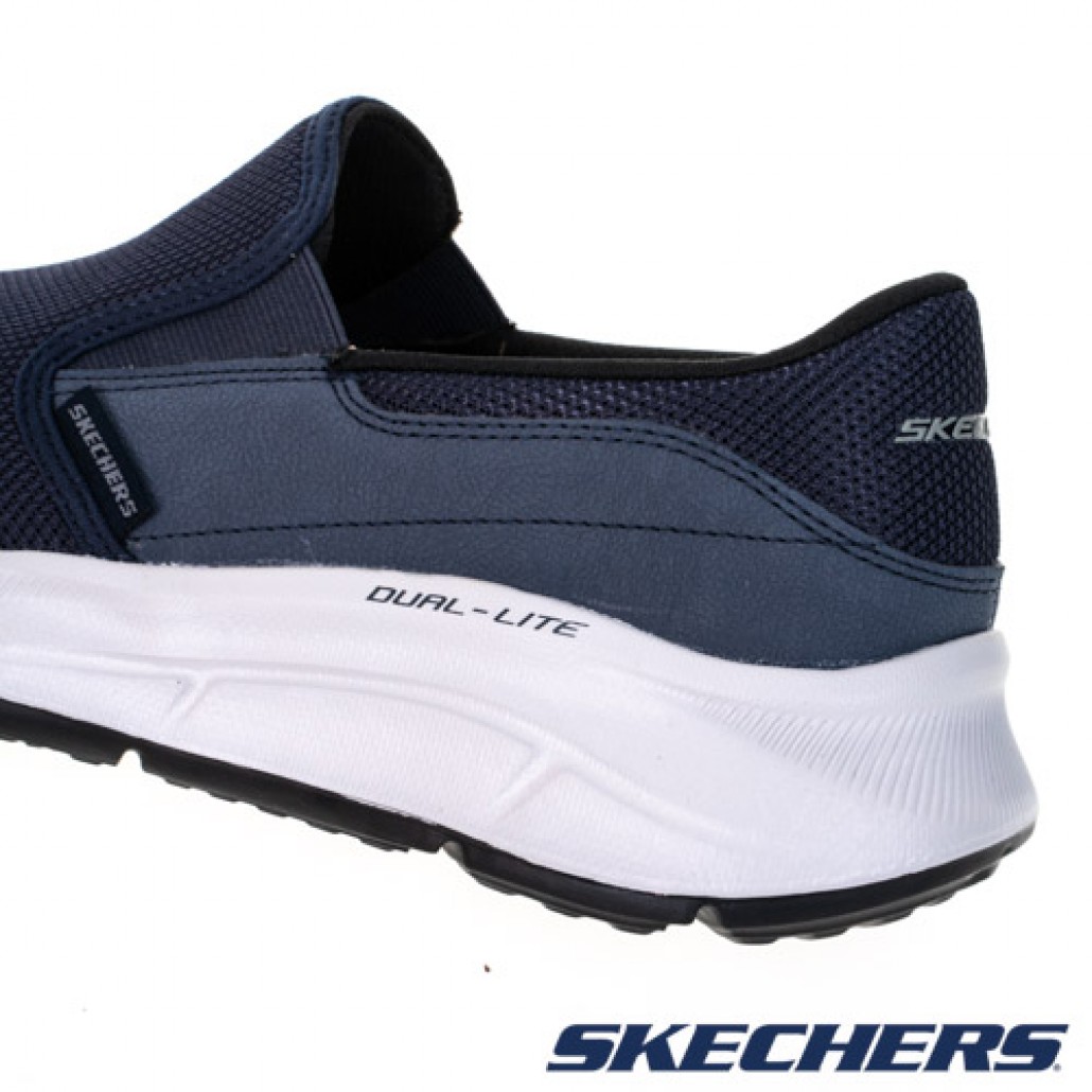 skechers_20221227173628_677502.jpg