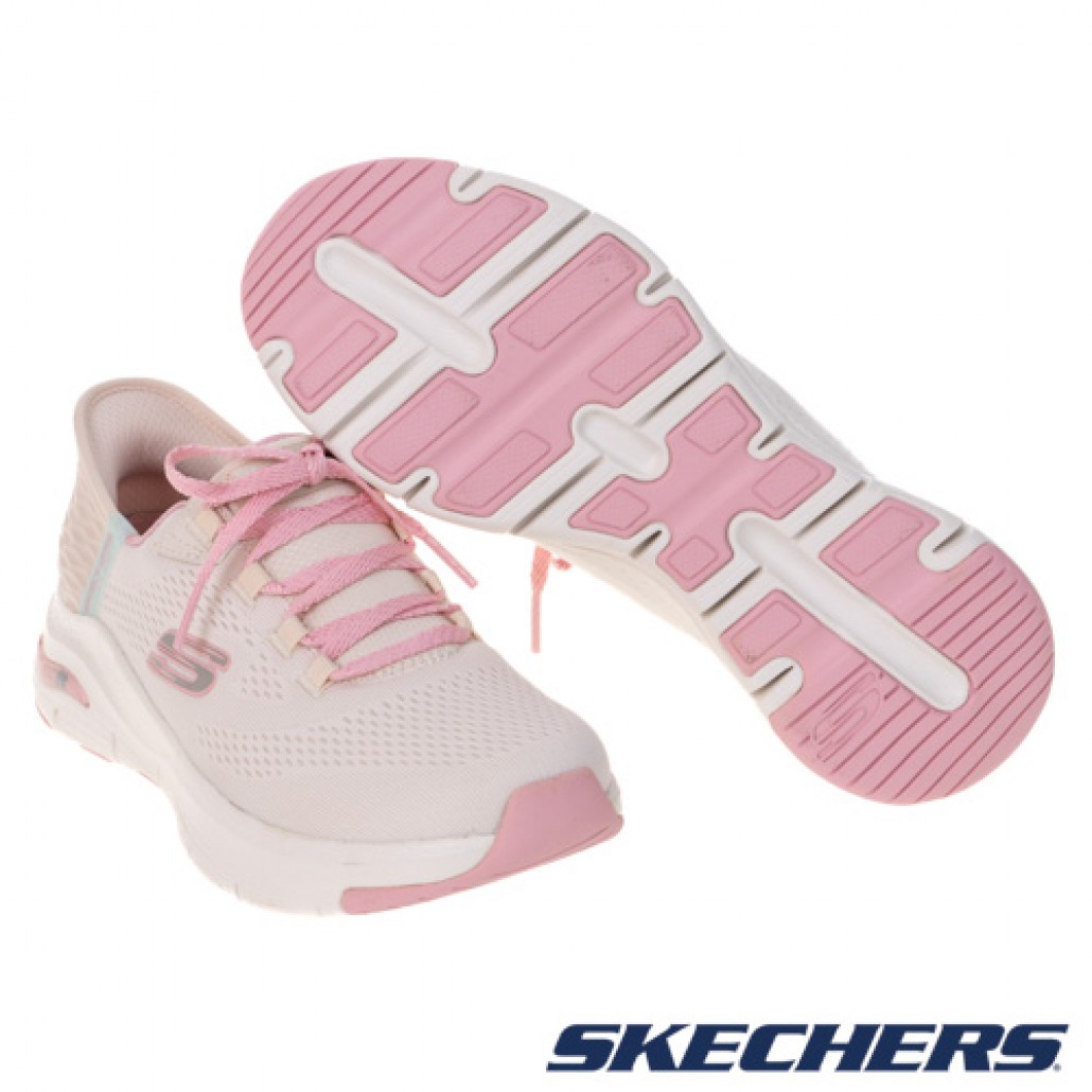 skechers_20230115152905_698448.jpg